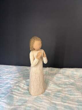 Willow Tree Sisters by Heart Sculpted Hand-Painted Figurine by Susan Lordi